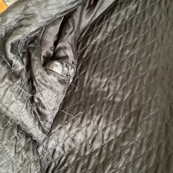 Brooks Brothers Red Wool Coat. Quilted lining. Made in Italy. See measurements - Picture 10 of 13